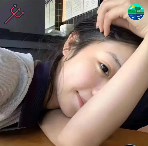 邓女士